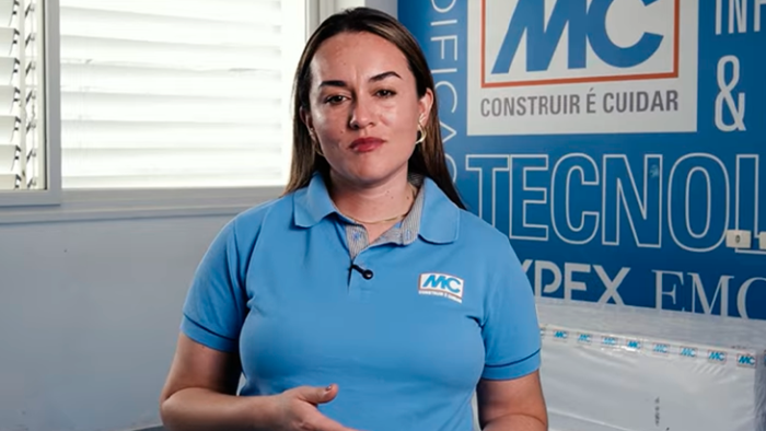 MC Explica - Qual a diferença entre concreto plástico e concreto seco?